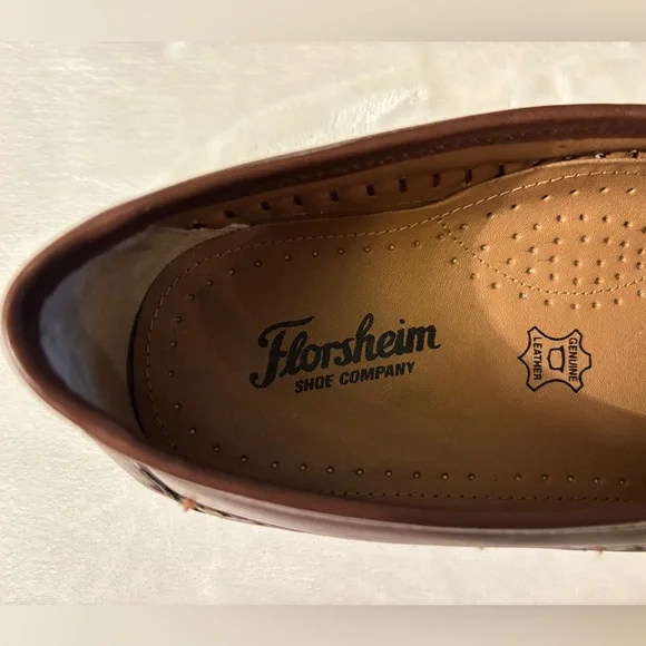 Florsheim Crocodile Pattern Brown Loafers - Picture 7 of 10